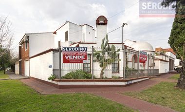 Importante casa estilo campo