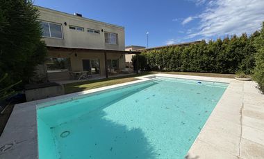 Casa en  Alquiler Temporal en Vila Marina I , Villanueva