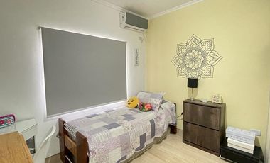 Tres ambientes    Depto dos ambientes  - Cochera cubierta - Venta, Morón Sur