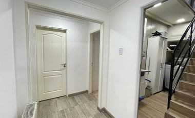 Tres ambientes    Depto dos ambientes  - Cochera cubierta - Venta, Morón Sur