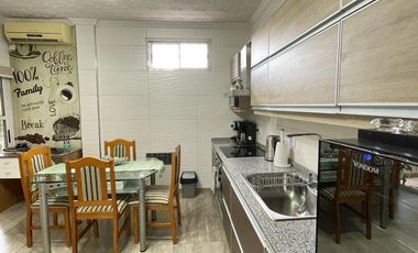 Tres ambientes    Depto dos ambientes  - Cochera cubierta - Venta, Morón Sur
