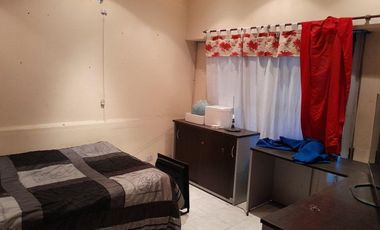 Casa en venta - 4 Dormitorios 4 Baños - Cochera - 320Mts2 - Lomas de Zamora