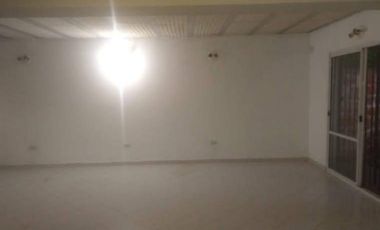 Casa en venta - 2 Dormitorios 1 Baño - 500Mts2 - Ituzaingó