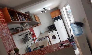 PH en Venta - 2 dormitorios 1 baño - 81mts2  - Los Hornos