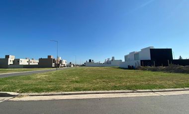 San Ignacio Village - Lote Central - 409m2