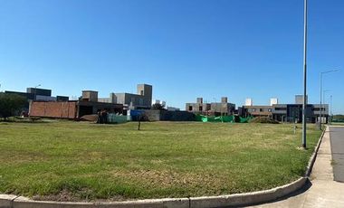 San Ignacio Village - Lote Central - 409m2