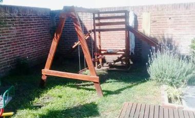 VENDO CASA 3 AMBIENTES CON TROTADORA EN FARO NORTE A MTS DEL MAR