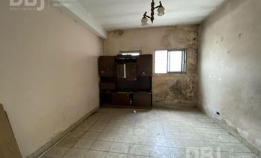 VENTA DE CASA 5 AMBIENTES EN MORON