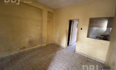 VENTA DE CASA 5 AMBIENTES EN MORON