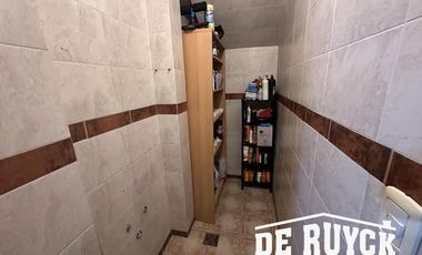 Chalet en Barrio Parque Calchaquí, lote  de 459m2