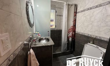 Chalet en Barrio Parque Calchaquí, lote  de 459m2
