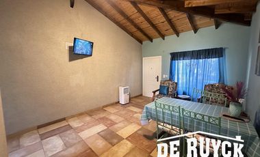 Chalet en Barrio Parque Calchaquí, lote  de 459m2