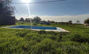Venta Casa 2 habitaciones y pileta Pueblo Candioti