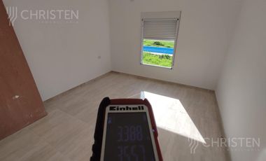 Venta Casa 2 habitaciones y pileta Pueblo Candioti