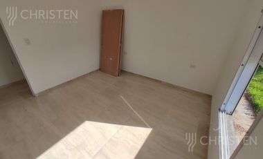 Venta Casa 2 habitaciones y pileta Pueblo Candioti
