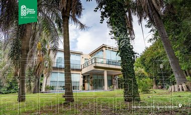 Venta Casa Club de Campo Pilar del Lago Pilar
