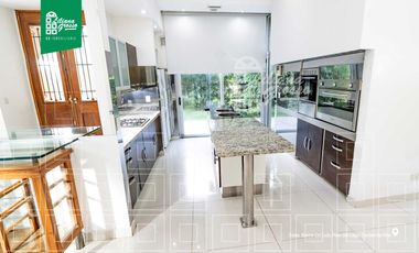 Venta Casa Club de Campo Pilar del Lago Pilar