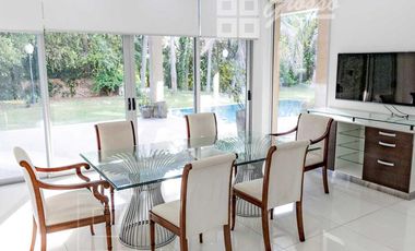 Venta Casa Club de Campo Pilar del Lago Pilar