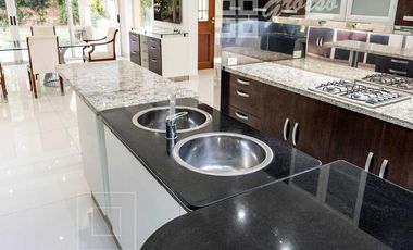 Venta Casa Club de Campo Pilar del Lago Pilar