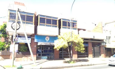 Local - Lanús Este