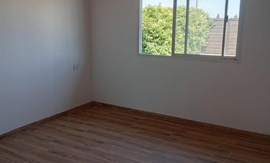 Casa 3 Dormitorios con Piscina Las Tardes Roldan Acepta Permuta