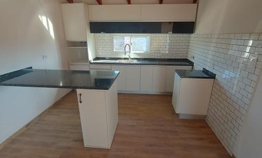 Casa 3 Dormitorios con Piscina Las Tardes Roldan Acepta Permuta