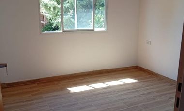 Casa 3 Dormitorios con Piscina Las Tardes Roldan Acepta Permuta
