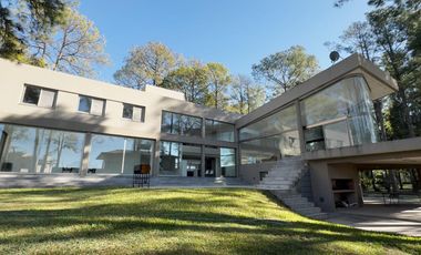Casa 4 dormitorios - Puerto Paraíso - General Lagos | Venta