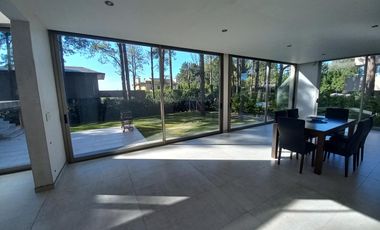 Casa 4 dormitorios - Puerto Paraíso - General Lagos | Venta