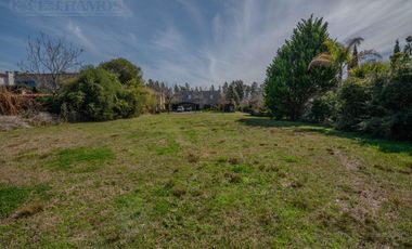 Lote interno de 850 m2, en venta en Santa Catalina