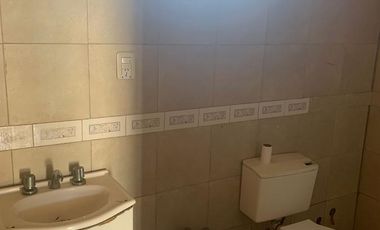 PH en venta - 2 Dormitorios 1 Baño - 78,5Mts2 - Temperley