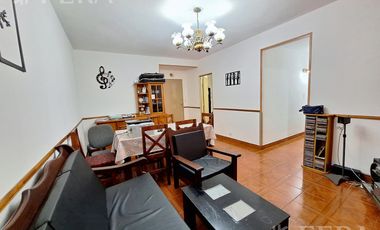 Venta de departamento de 4 ambientes con balcón en Dock Sud