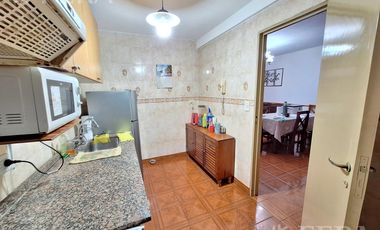 Venta de departamento de 4 ambientes con balcón en Dock Sud