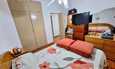 Venta de departamento de 4 ambientes con balcón en Dock Sud