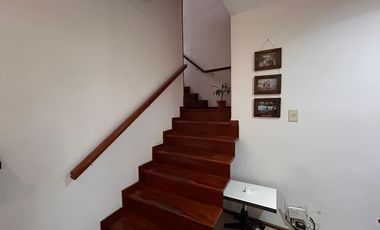Casa 4 ambientes en  San Martín centro