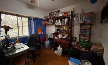 Casa 4 ambientes en  San Martín centro