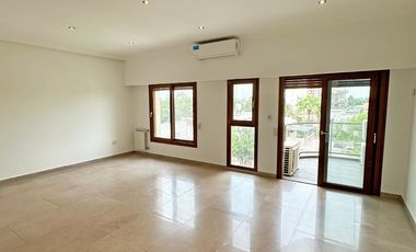 Departamento en venta a estrenar. 3 Dorm. Balcón al frente. Con cochera