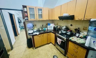 Casa en  Venta con Galpón