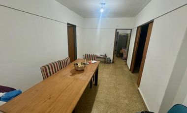 Casa en  Venta con Galpón