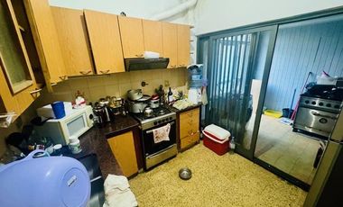 Casa en  Venta con Galpón