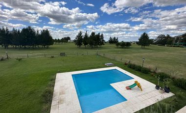 Casa en La Providencia con Frente al Lago y Fondo al Golf!!!