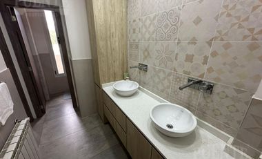 Casa en La Providencia con Frente al Lago y Fondo al Golf!!!