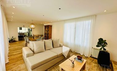 Casa en La Providencia con Frente al Lago y Fondo al Golf!!!