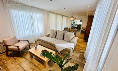 Casa en La Providencia con Frente al Lago y Fondo al Golf!!!