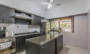 Casa 5 ambientes en Villa Lugano