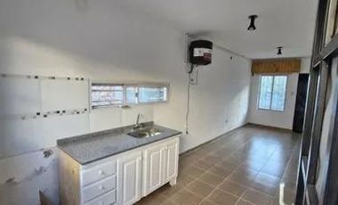 Casas en venta - 5 Dormitorios 2 Baños - 420Mts2 - Avellaneda
