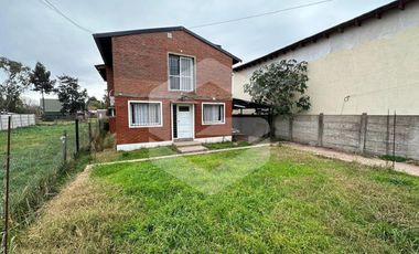 HERMOSA CASA EN BARRIO VILLA IDA - ROLDAN