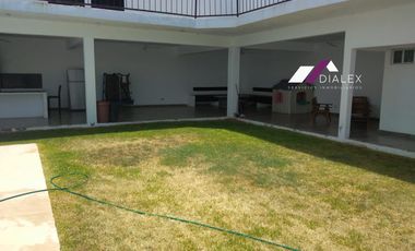VENTA Quinta con terreno de 592 m2 -VALLE DE ZUAZUA- 3 Recámaras y 2 Baños