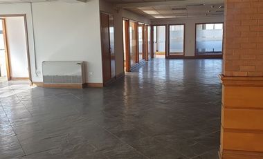Oficina en Venta en Centro de la Ciudad a una cuadra Plaza de Armas