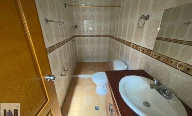 Casa en Arriendo Ubicado en Envigado Codigo 5706